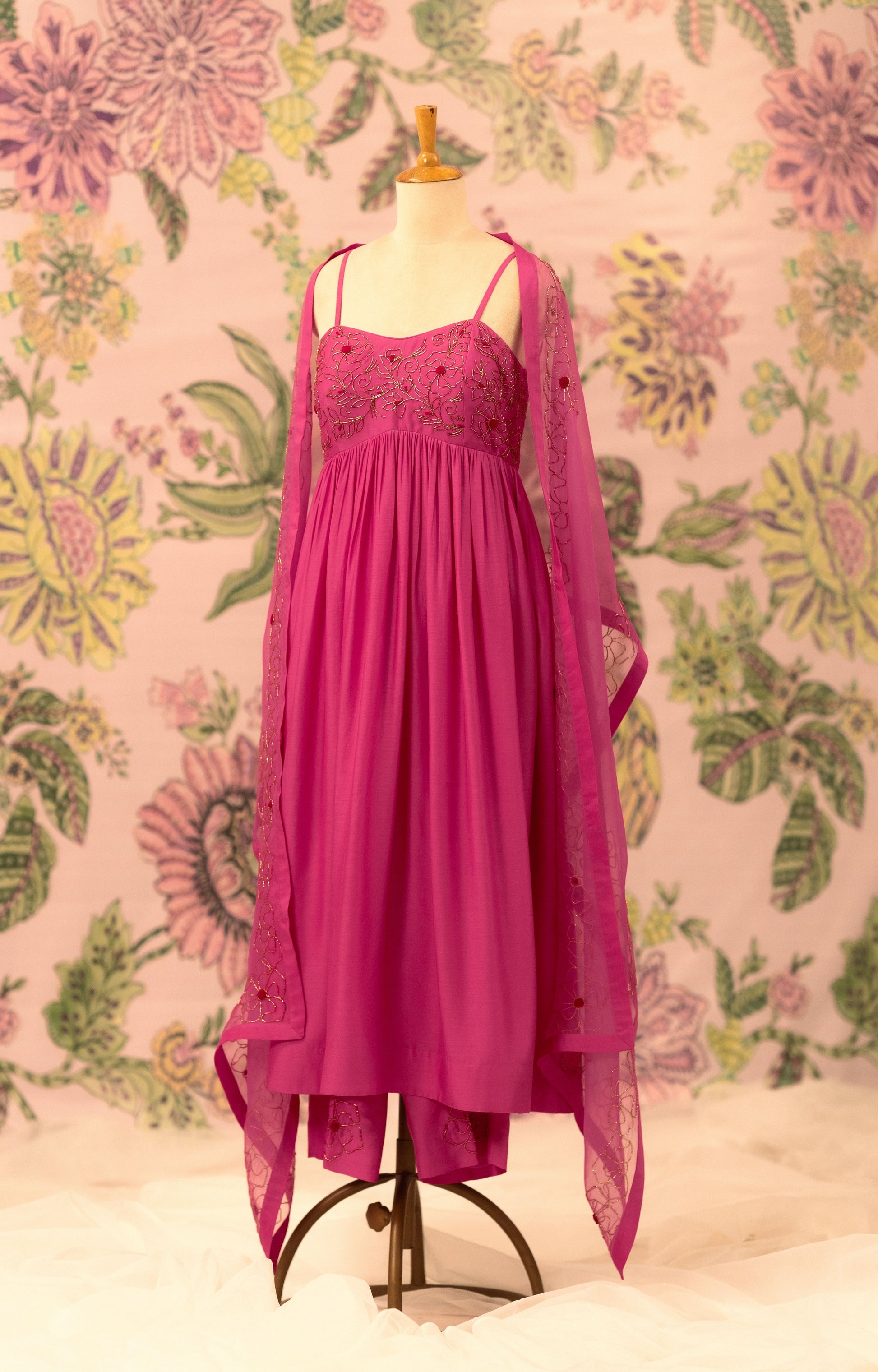 Pink strapped kurta set
