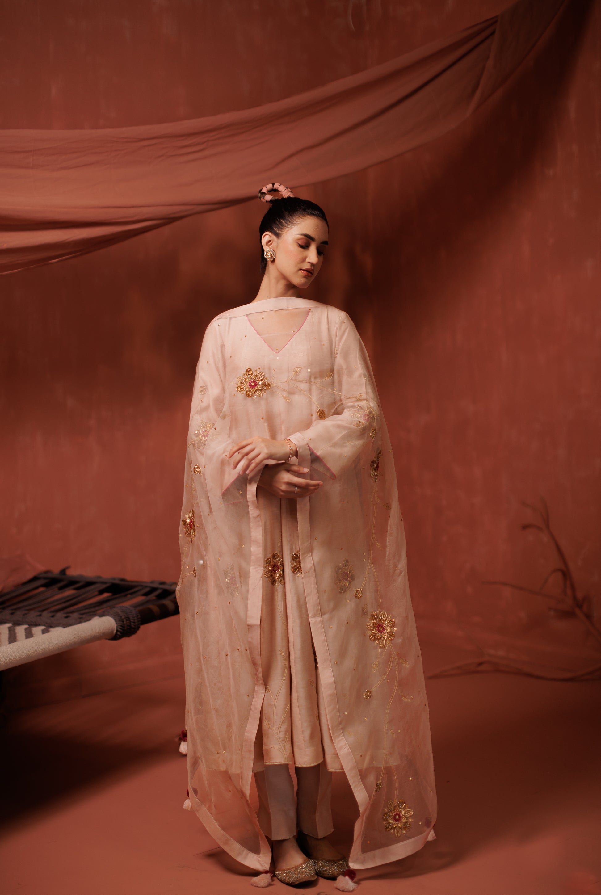 The Gulabi Anarkali Set