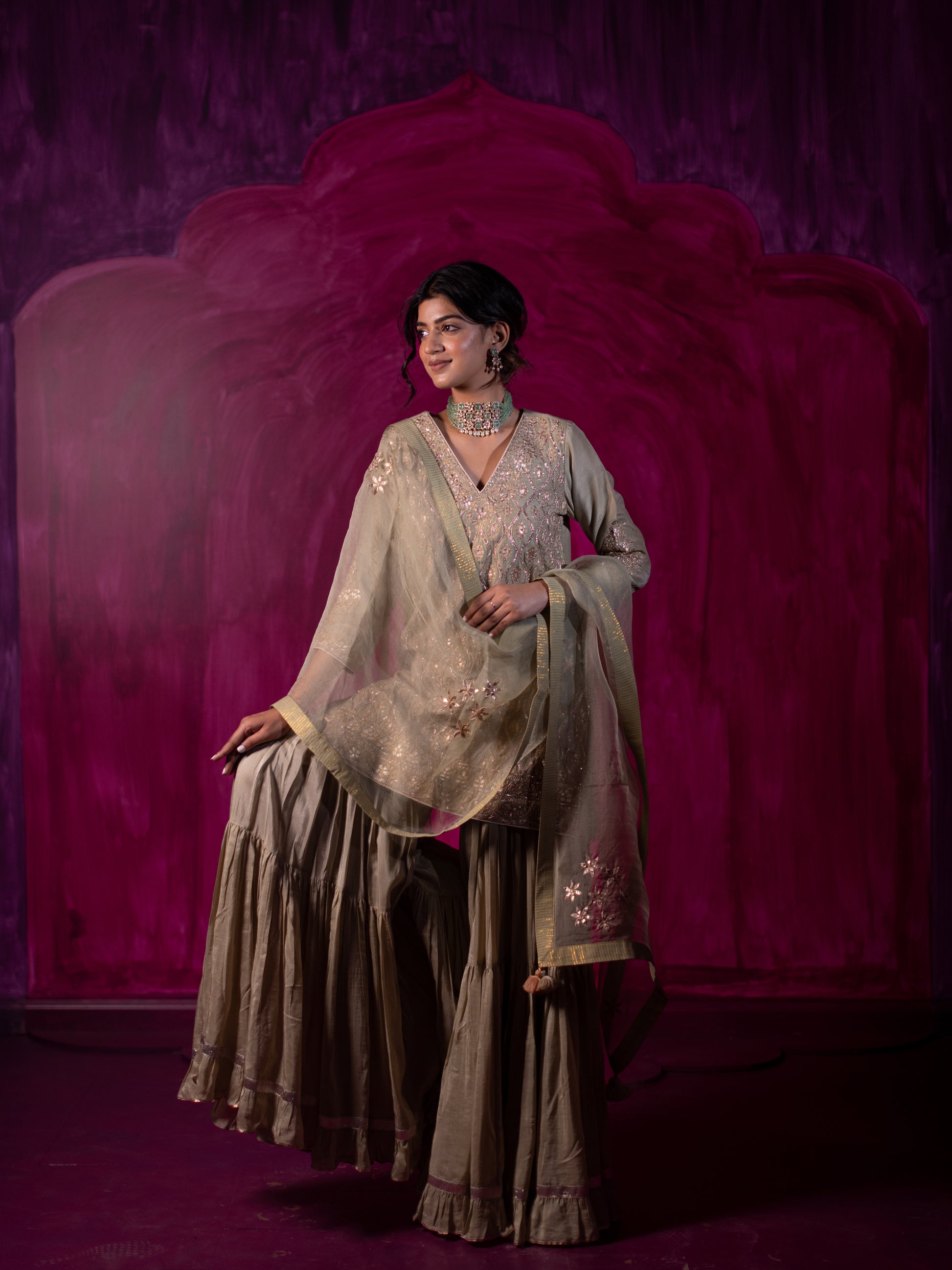 Sunehri Panna Gharara set