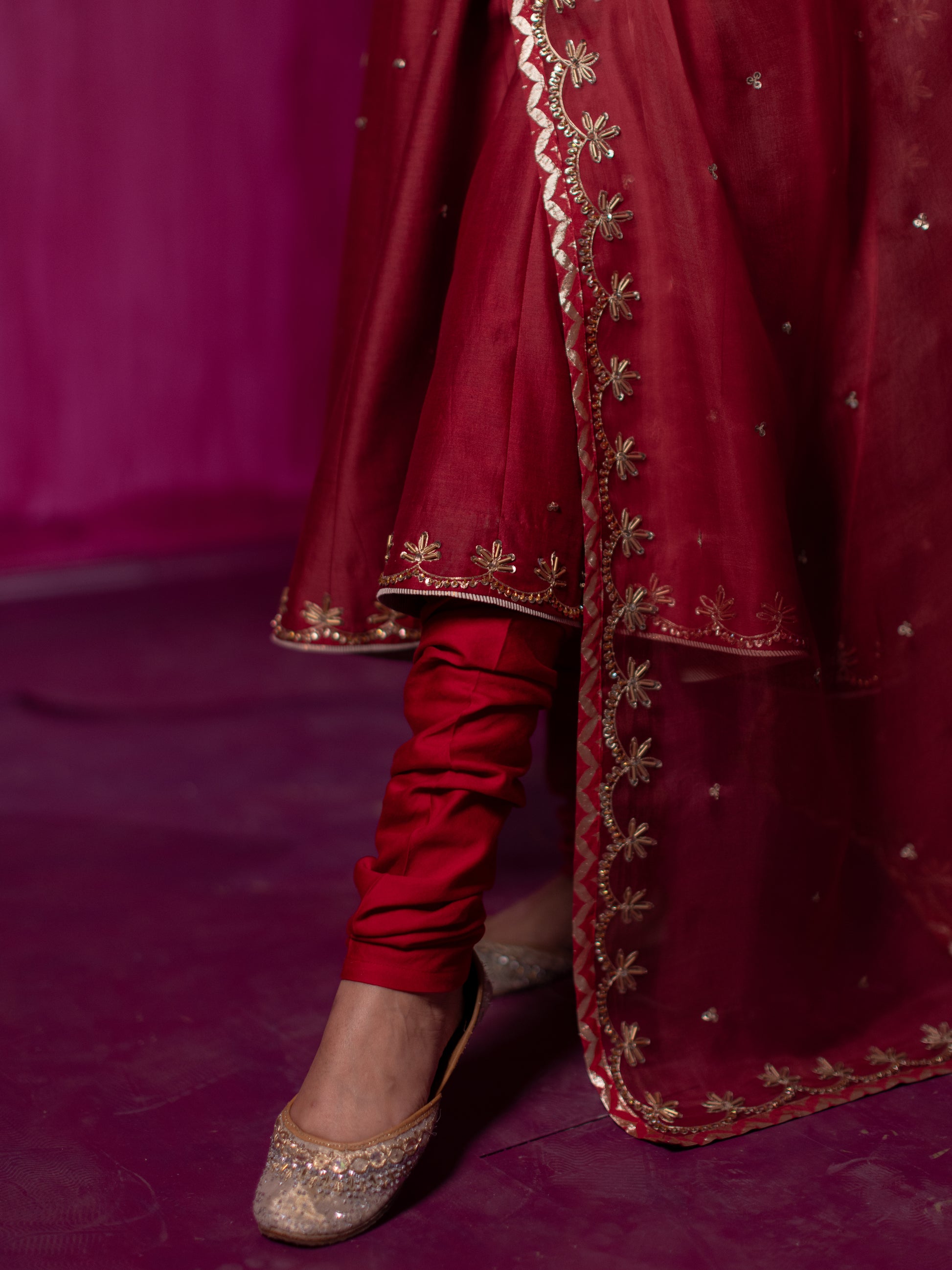Laal Paan Anarkali Set