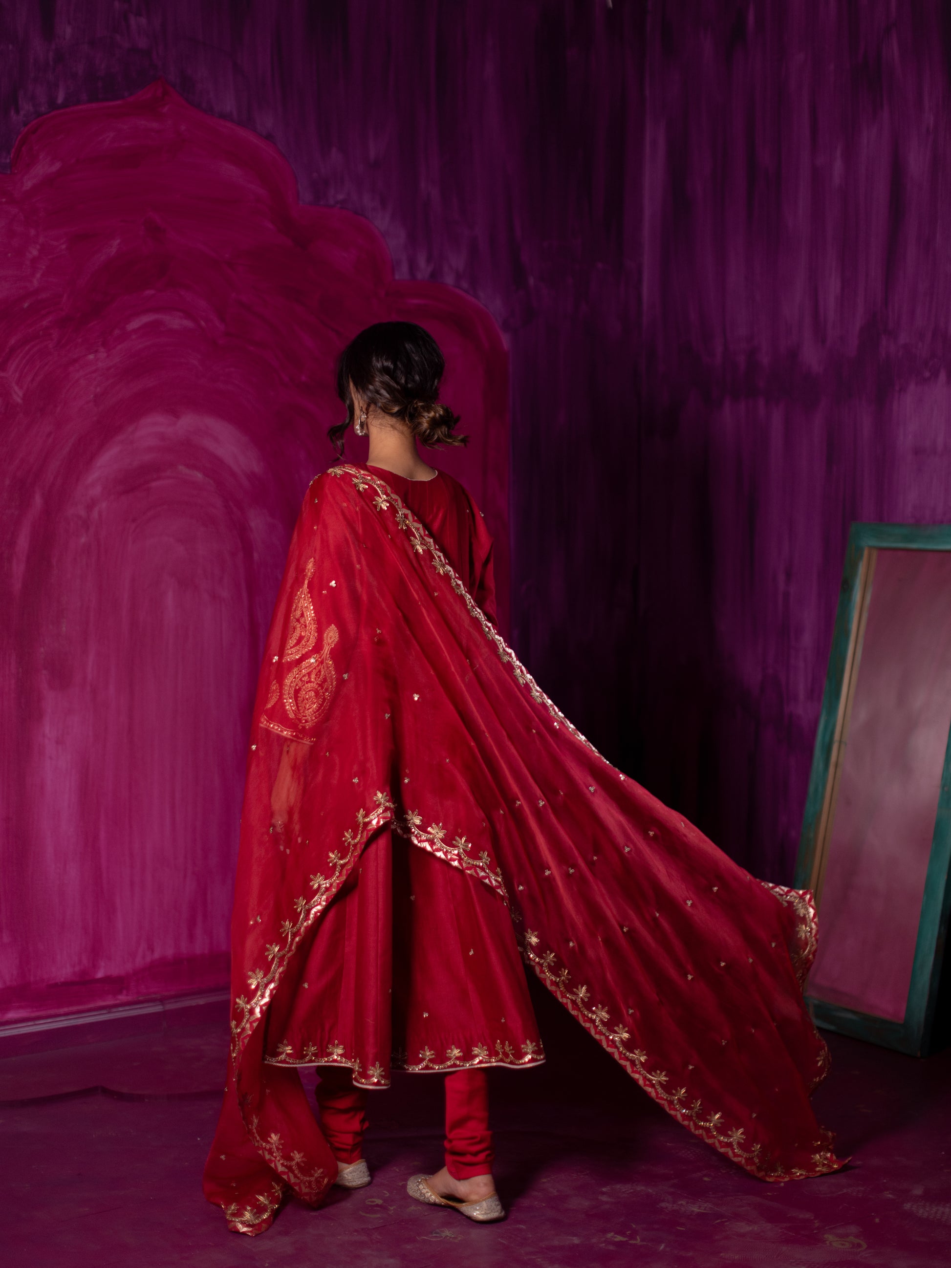 Laal Paan Anarkali Set