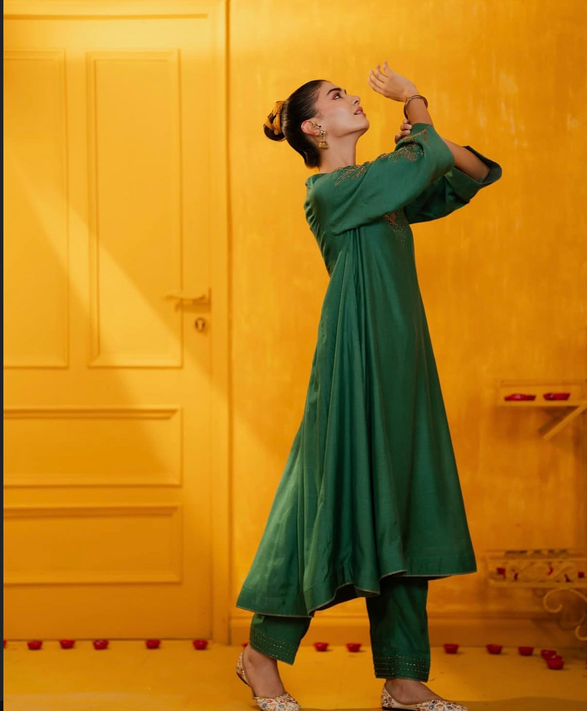 Emerald Green Mul Silk Hand Embroidered Anarkali Suit Set