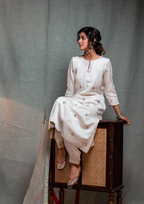 Off White Hand Embroidered Kurta with Pakistani Salwar Silk Organza Dupatta